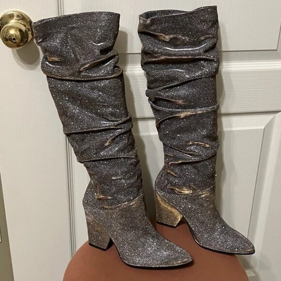Stuart Weitzman Boots SMASHING Pyrite Nocturne GOLD / SILVER Metallic 6.5M - Picture 1 of 16